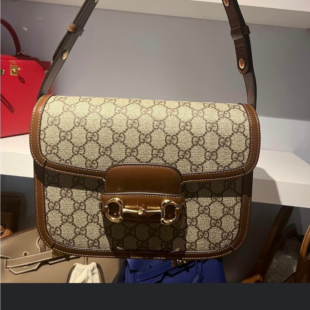 GUCCI
GG Supreme Monogram Horsebit 1955 Shoulder Bag Beige Brown Sugar - Picture 1 of 7